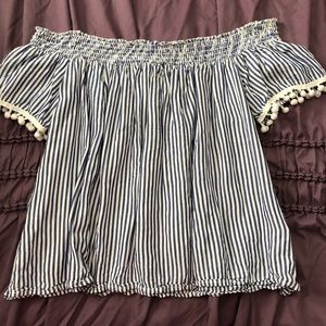 Off the Shoulder shirt